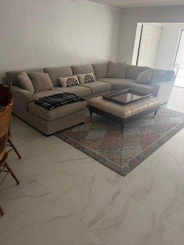 1720 NW 20th Avenue 104, Delray Beach, FL 33445