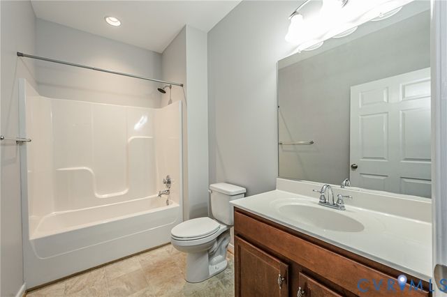 9028 Vidette Ln, Mechanicsville, VA 23116