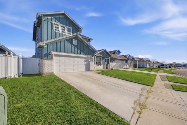 9318 Murdock Dr, Corpus Christi, TX 78410