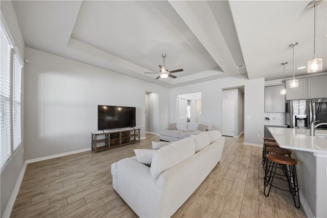 9318 Murdock Dr, Corpus Christi, TX 78410