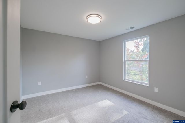 995 Fairview Av SE, Salem, OR 97302