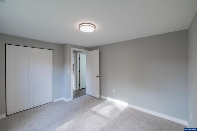 995 Fairview Av SE, Salem, OR 97302