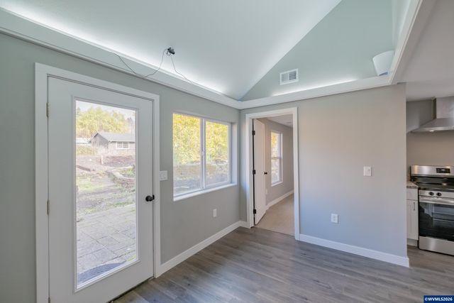 995 Fairview Av SE, Salem, OR 97302