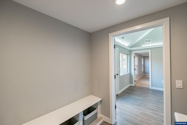 995 Fairview Av SE, Salem, OR 97302