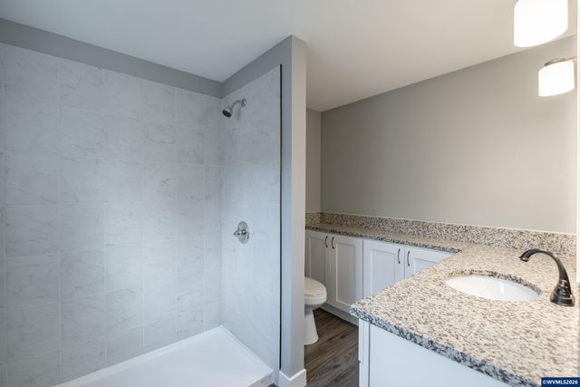 995 Fairview Av SE, Salem, OR 97302