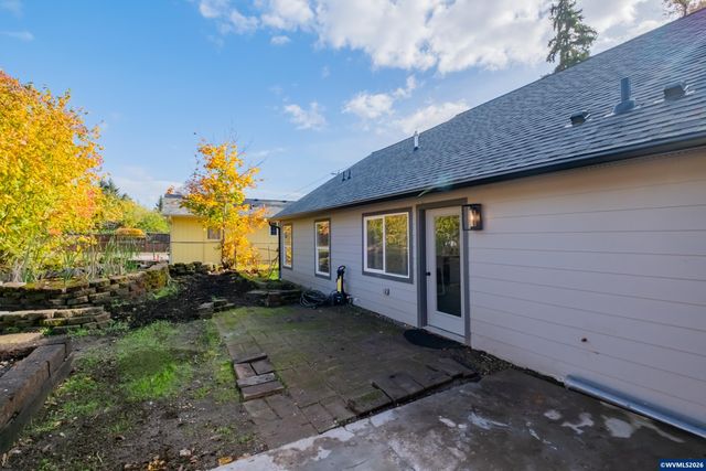 995 Fairview Av SE, Salem, OR 97302