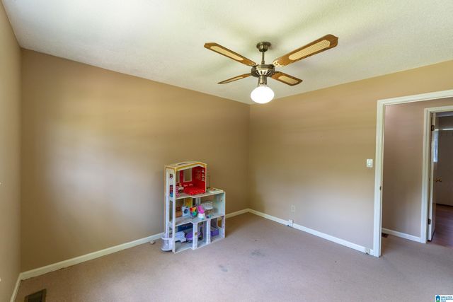 704 HILLTOP ROAD, Warrior, AL 35180