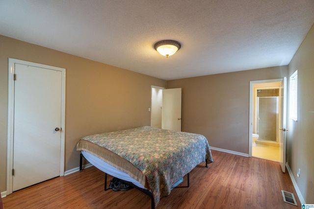 704 HILLTOP ROAD, Warrior, AL 35180