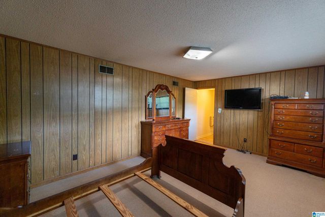 704 HILLTOP ROAD, Warrior, AL 35180