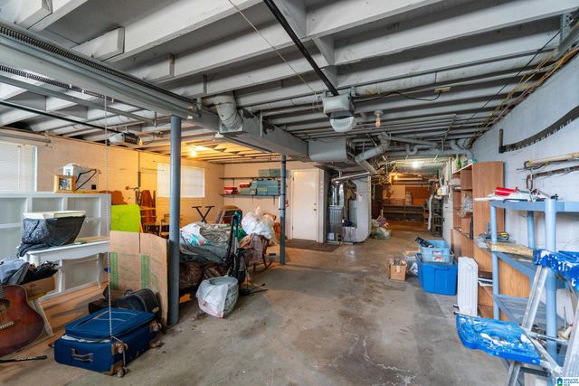 704 HILLTOP ROAD, Warrior, AL 35180