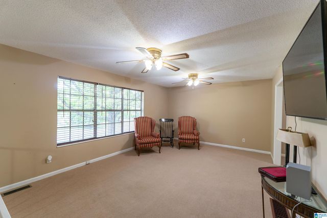 704 HILLTOP ROAD, Warrior, AL 35180