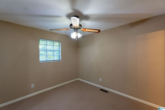 704 HILLTOP ROAD, Warrior, AL 35180