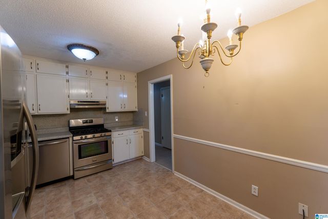 704 HILLTOP ROAD, Warrior, AL 35180