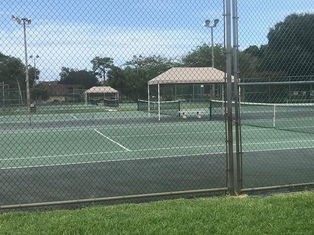 1705 17th Lane Lane, Palm Beach Gardens, FL 33418