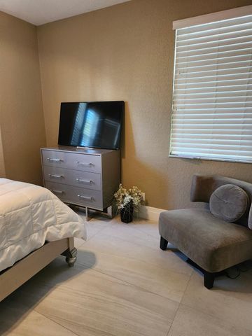 12410 SW 1st Street, Plantation, FL 33325