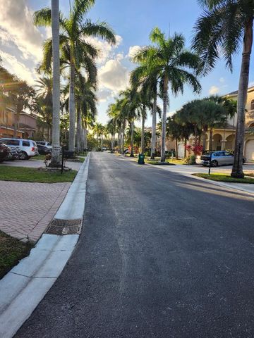 12410 SW 1st Street, Plantation, FL 33325