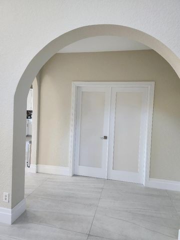 12410 SW 1st Street, Plantation, FL 33325