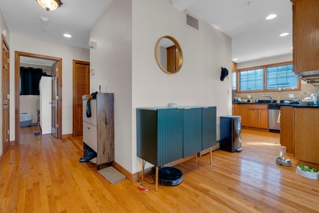 287 Everett St. 1, Boston, MA 02134