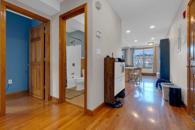 287 Everett St. 1, Boston, MA 02134