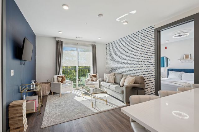 65 Lindsley Ave Apt 312, Nashville, TN 37210