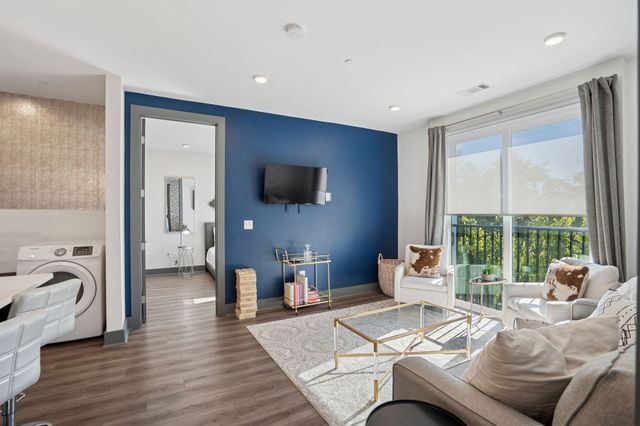 65 Lindsley Ave Apt 312, Nashville, TN 37210