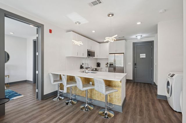 65 Lindsley Ave Apt 312, Nashville, TN 37210