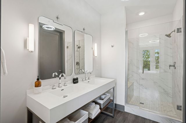 65 Lindsley Ave Apt 312, Nashville, TN 37210