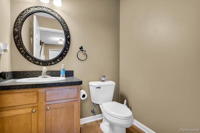 19224 Denby, Redford, MI 48240