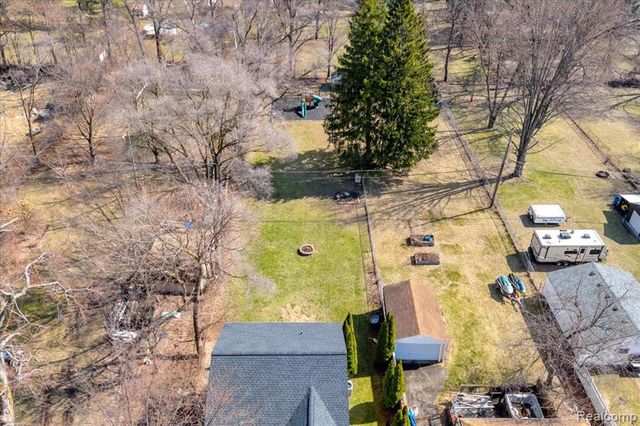 19224 Denby, Redford, MI 48240