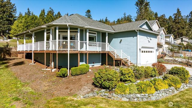 1041 Halsey Drive, Coupeville, WA 98239