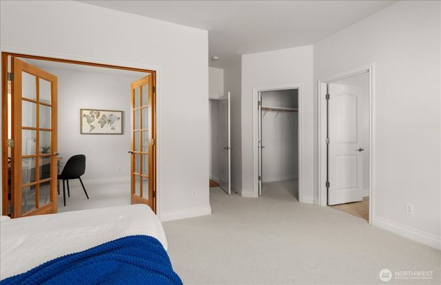 1041 Halsey Drive, Coupeville, WA 98239