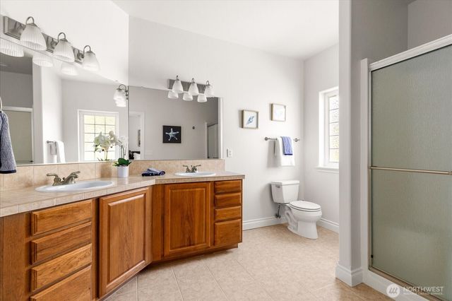 1041 Halsey Drive, Coupeville, WA 98239