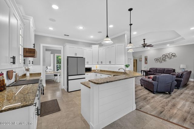 13545 MACAPA Road, Jacksonville, FL 32246