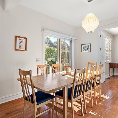 202 Oak Street, South Haven, MI 49090