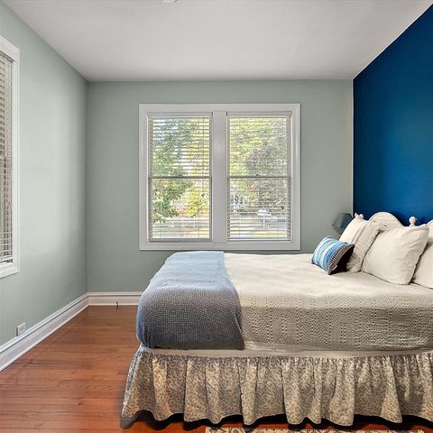 202 Oak Street, South Haven, MI 49090