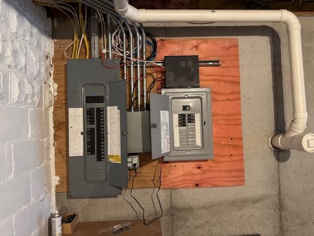 202 Oak Street, South Haven, MI 49090