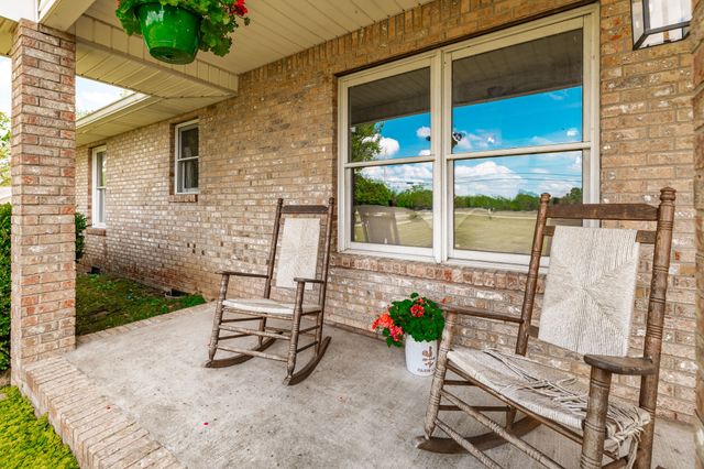 1976 Hartsville Pike, Gallatin, TN 37066