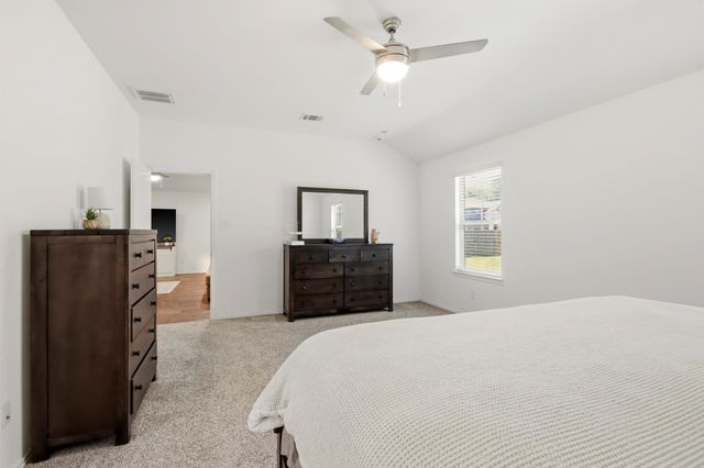 903 Forest View, New Caney, TX 77357