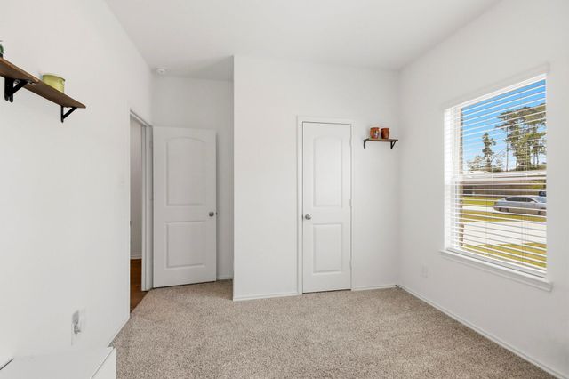 903 Forest View, New Caney, TX 77357