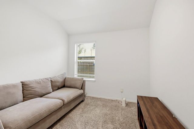 903 Forest View, New Caney, TX 77357