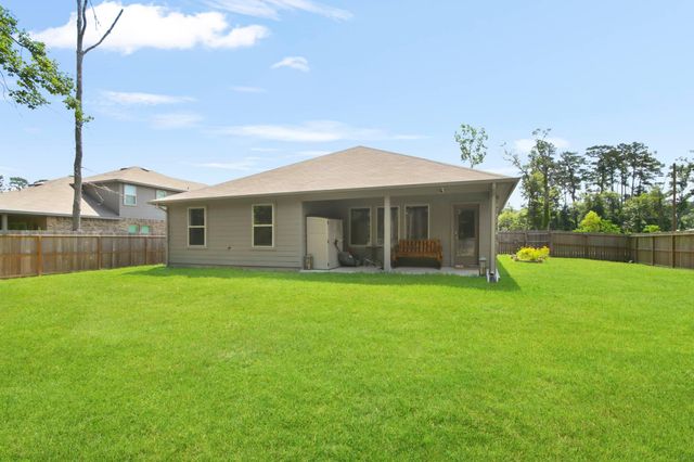 903 Forest View, New Caney, TX 77357