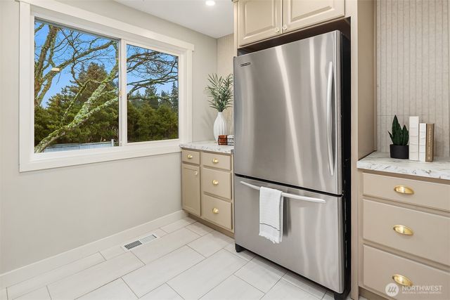 20623 81st Avenue W, Edmonds, WA 98026