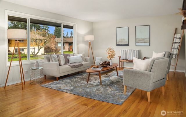 20623 81st Avenue W, Edmonds, WA 98026