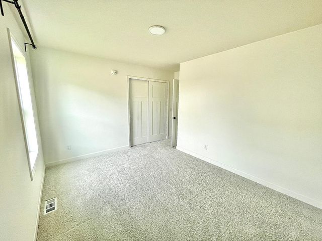 23268 Farmstead Way, Rogers, MN 55374