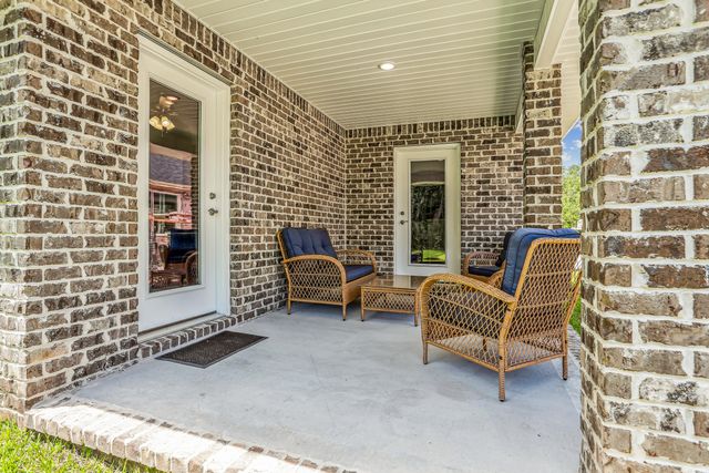 7580 Hatteras Drive, Navarre, FL 32566