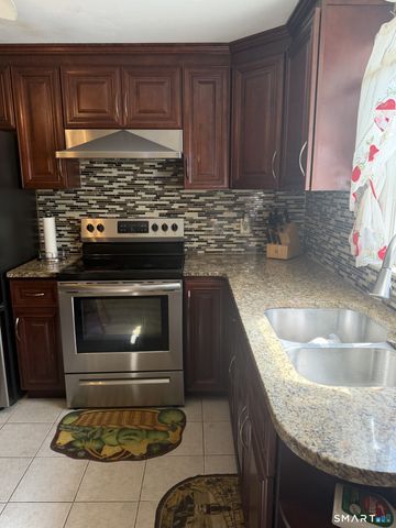 27 Columbus Street, East Hartford, CT 06108