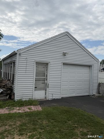27 Columbus Street, East Hartford, CT 06108