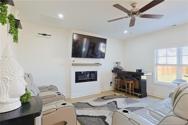145 Easy Street, Raeford, NC 28376