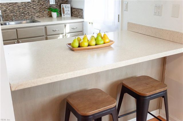 4712 Thresher CT, Virginia Beach, VA 23464