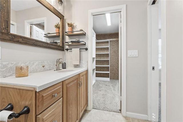 4712 Thresher CT, Virginia Beach, VA 23464